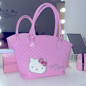 HELLO KITTY TOTE 💕🐱